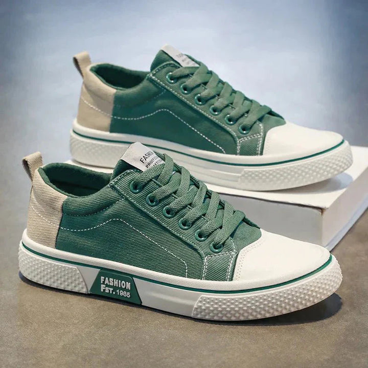 Modne czarne buty męskie typu sneakers w stylu casual na co dzień