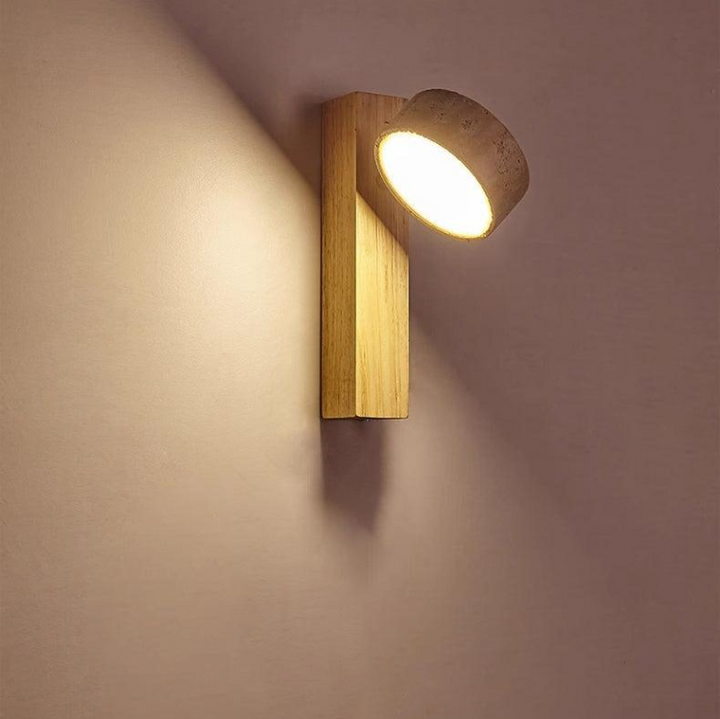 Minimalistyczna lampa ścienna LED. Trawertyn i drewno. Nowoczesne oświetlenie do sypialni, salonu.