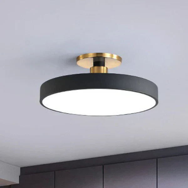 Skandynawska lampa sufitowa LED, wpuszczana, nowoczesne oświetlenie do sypialni, akrylowa obudowa.