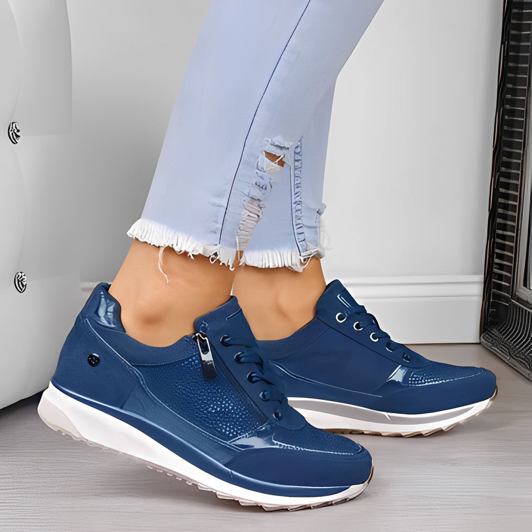 Stylowe buty damskie z zamkiem, zapewniające komfort i modny wygląd. Casualowe obuwie w odcieniu niebieskim.