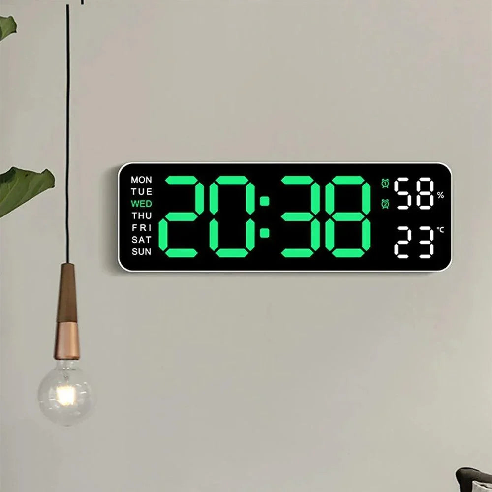 Cyfrowy budzik biurkowy z zasilaniem USB i czytelnym ekranem LED. Elektroniczny zegar idealny do domu i biura.