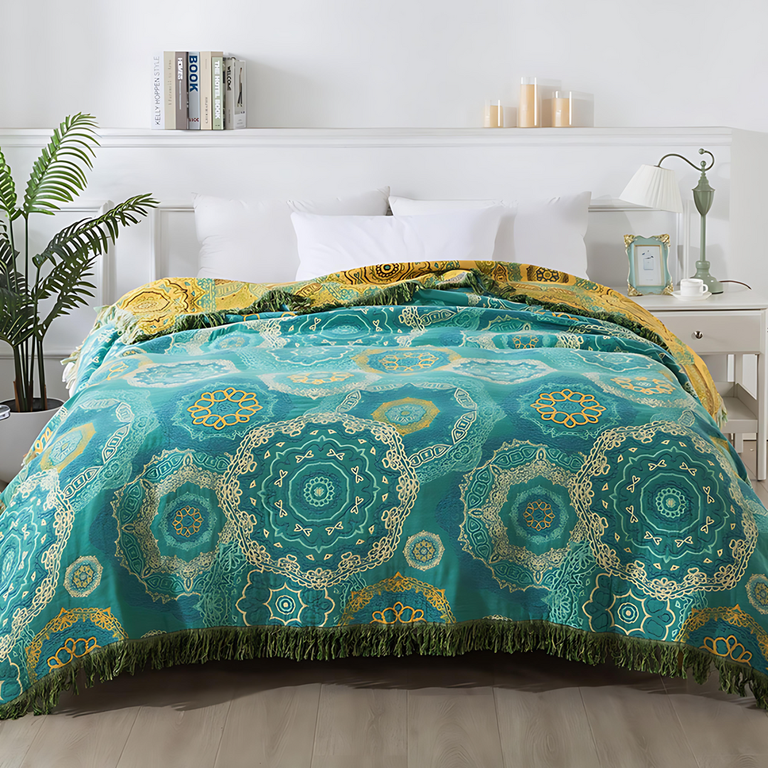 Narzuta boho mandala turkusowo-złota, dekoracyjny koc bawełniany do sypialni.