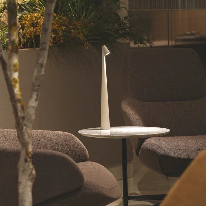 Lampa LED stołowa, bezprzewodowa, akumulatorowa. Stylowa, regulowana jasność do każdego wnętrza.