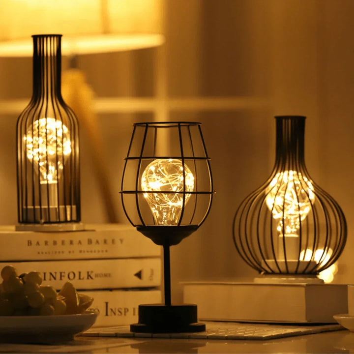 Nowoczesna bezprzewodowa lampka stołowa LED, metalowa. Przenośne oświetlenie do sypialni, biura. Designerski styl.