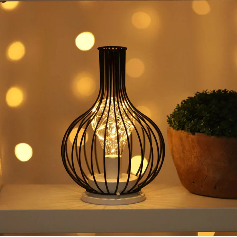 Metalowa, przenośna lampka stołowa LED. Bezprzewodowe oświetlenie, idealne na biurko czy stolik. Stylowy design.