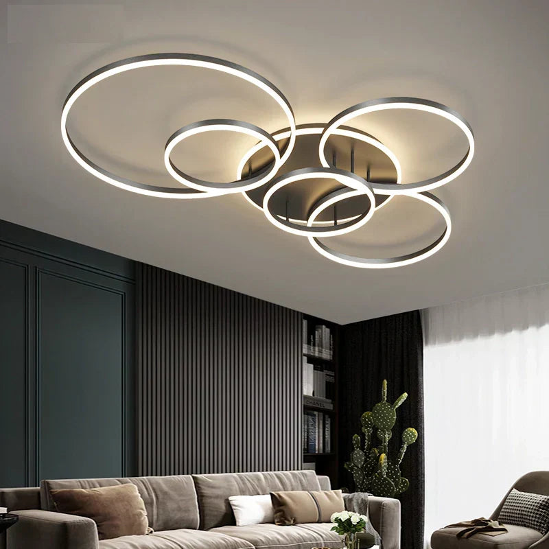 Nowoczesna czarna okrągła lampa sufitowa LED. Eleganckie oświetlenie wnętrz z pilotem, ściemnialna.