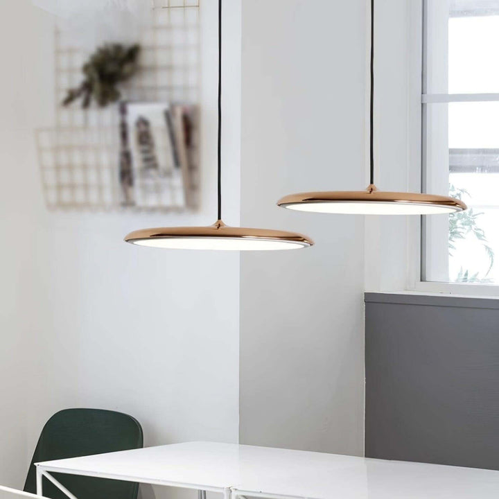 Lampa sufitowa LED w nowoczesnym stylu, energooszczędne oświetlenie wnętrz.