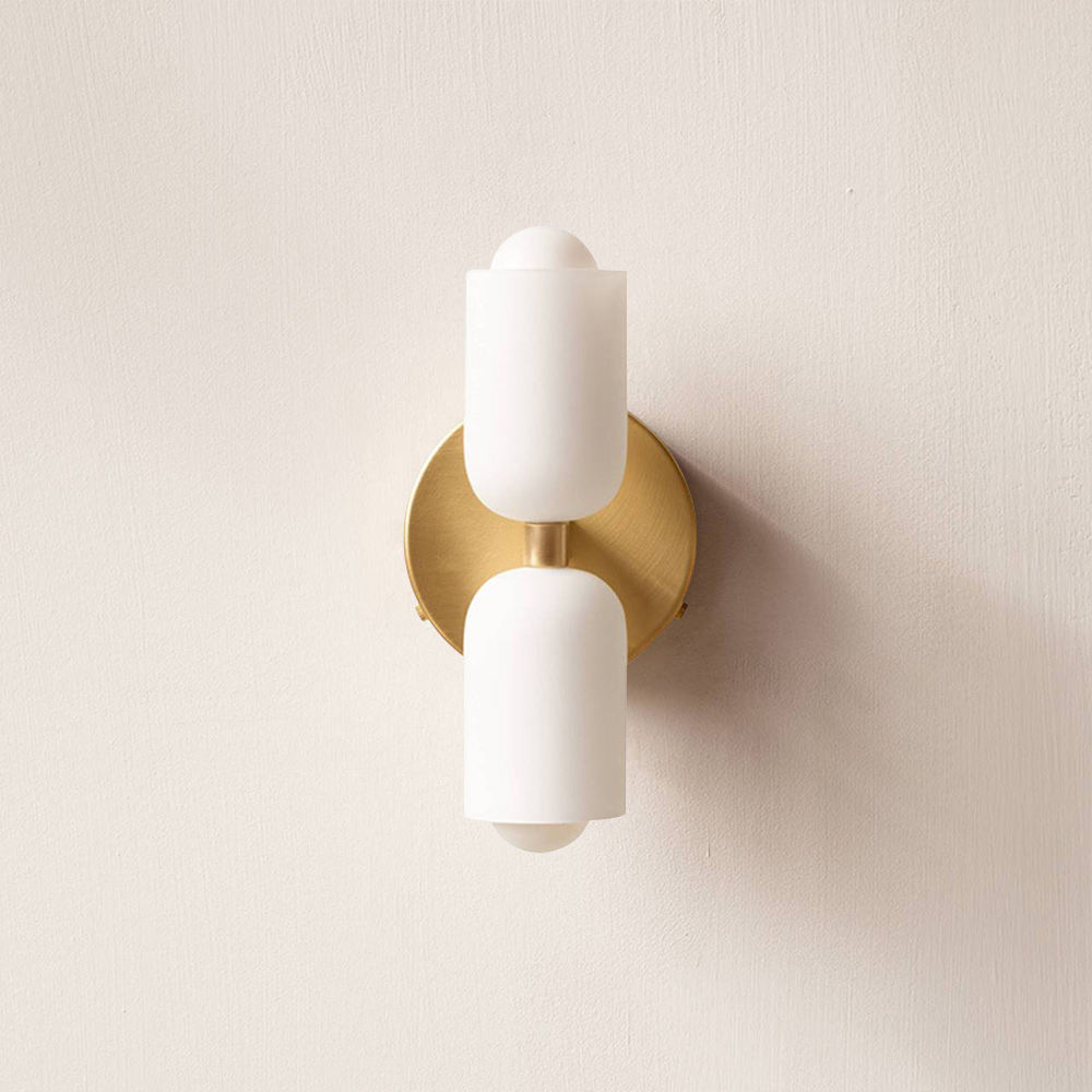 Designerska lampa ścienna LED, światło góra-dół, idealna do nowoczesnego wystroju.