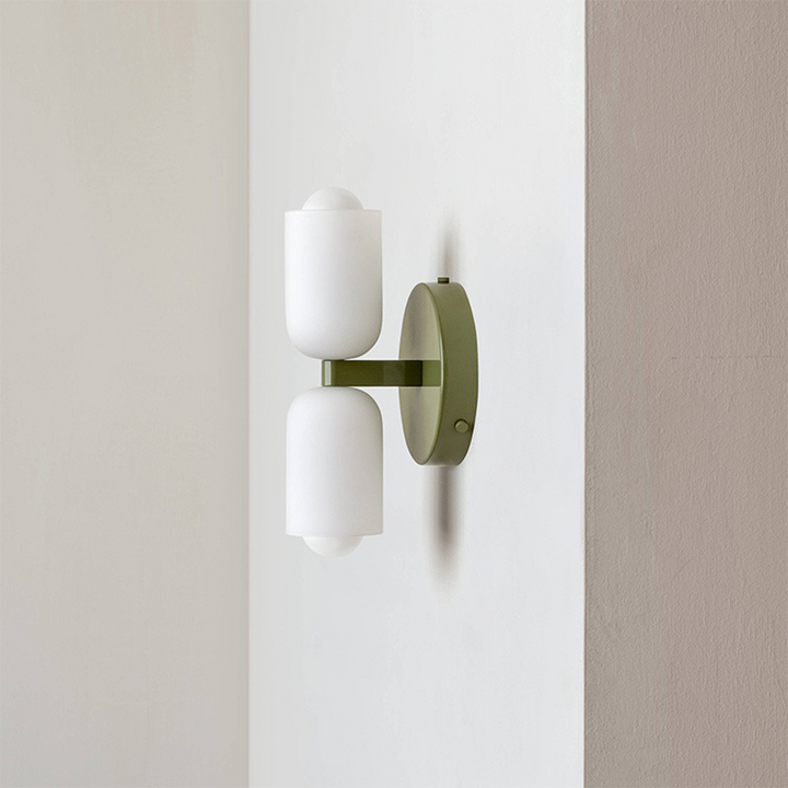 Stylowa lampa ścienna LED, z efektem podwójnego światła góra-dół, do sypialni.