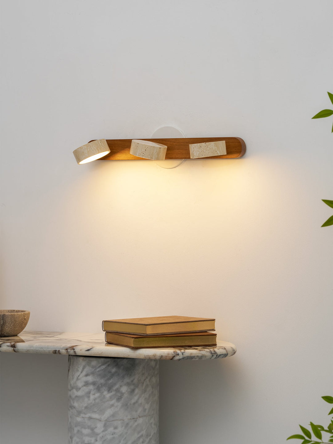 Drewniana lampa ścienna LED, oświetlenie z duszą.