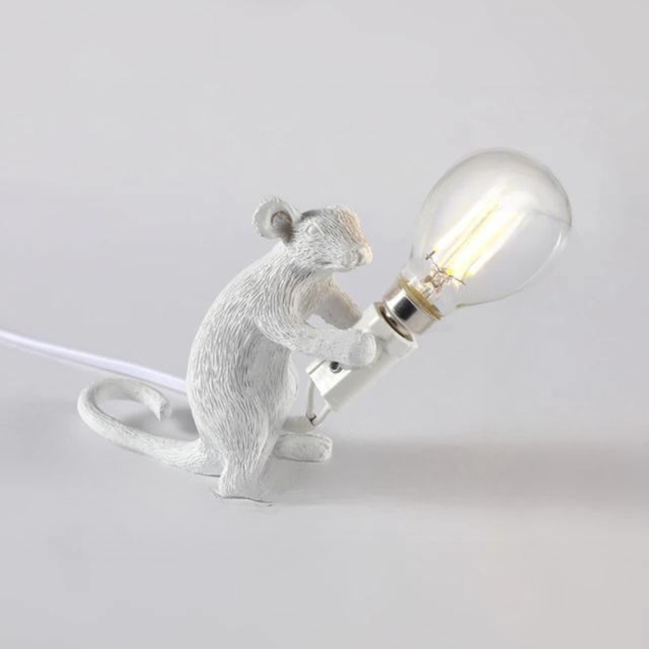 Uniwersalna lampa stołowa w stylu nowoczesnym. Szklana z detalami złota. Oświetlenie do biura, salonu, sypialni.