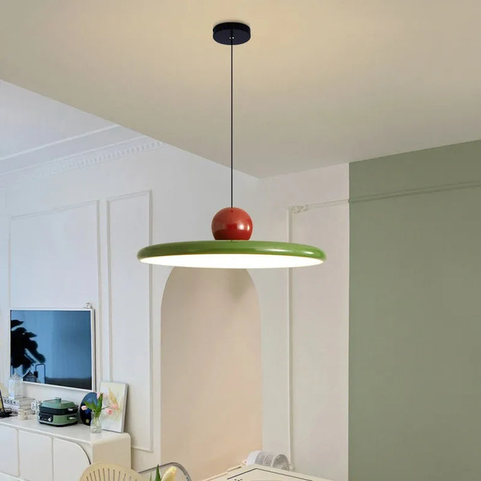 Designerska lampa sufitowa, styl Bauhaus. Metalowa konstrukcja, nowoczesne oświetlenie sufitowe do domu.