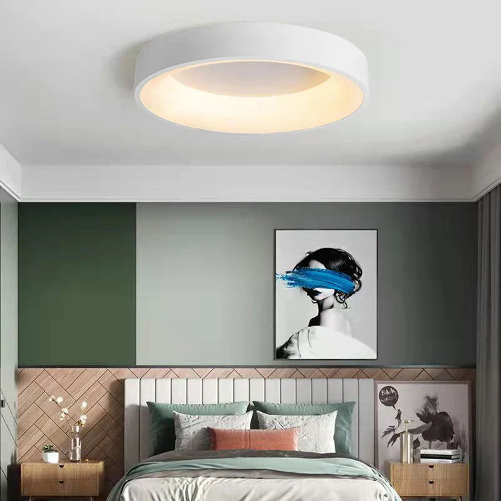 Ściemniana lampa sufitowa LED. Nowoczesne, wielofunkcyjne oświetlenie domowe do każdego pokoju.