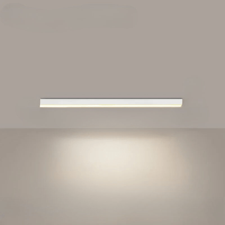 Biała lampa sufitowa LED, ściemnialna, eleganckie oświetlenie do sypialni.