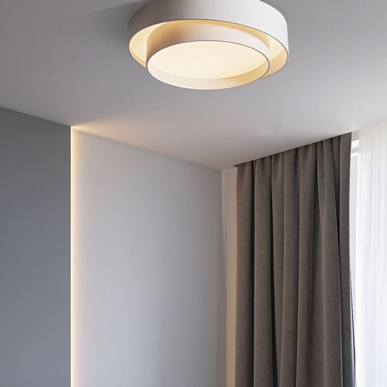 Elegancka okrągła lampa sufitowa LED do sypialni, nowoczesne oświetlenie.