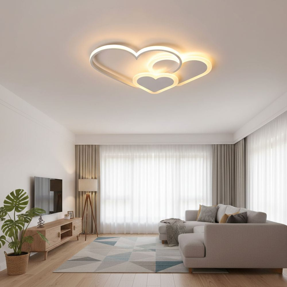 Stylowa lampa sufitowa LED Serce. Nowoczesna dekoracja i funkcjonalne oświetlenie wnętrz.