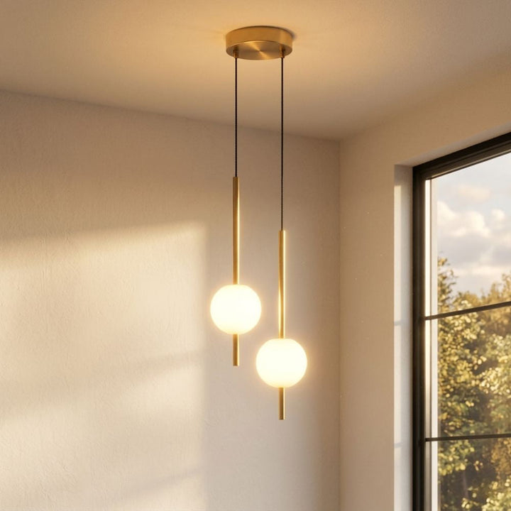Lampa LED sufitowa, minimalistyczna i regulowana. Oświetlenie skandynawskie do domu.