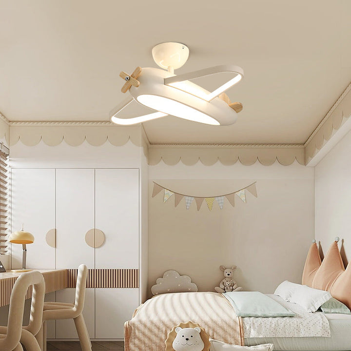 Elegancka lampa sufitowa w stylu industrialnym, metalowa, nowoczesne oświetlenie domu.