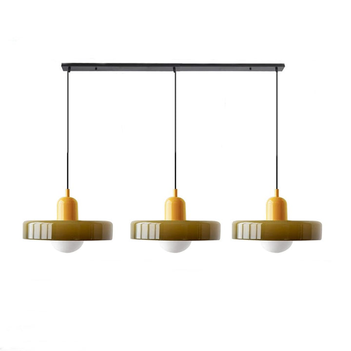 Nowoczesna lampa sufitowa z 3 szklanymi kloszami. Perfekcyjne oświetlenie do kuchni.