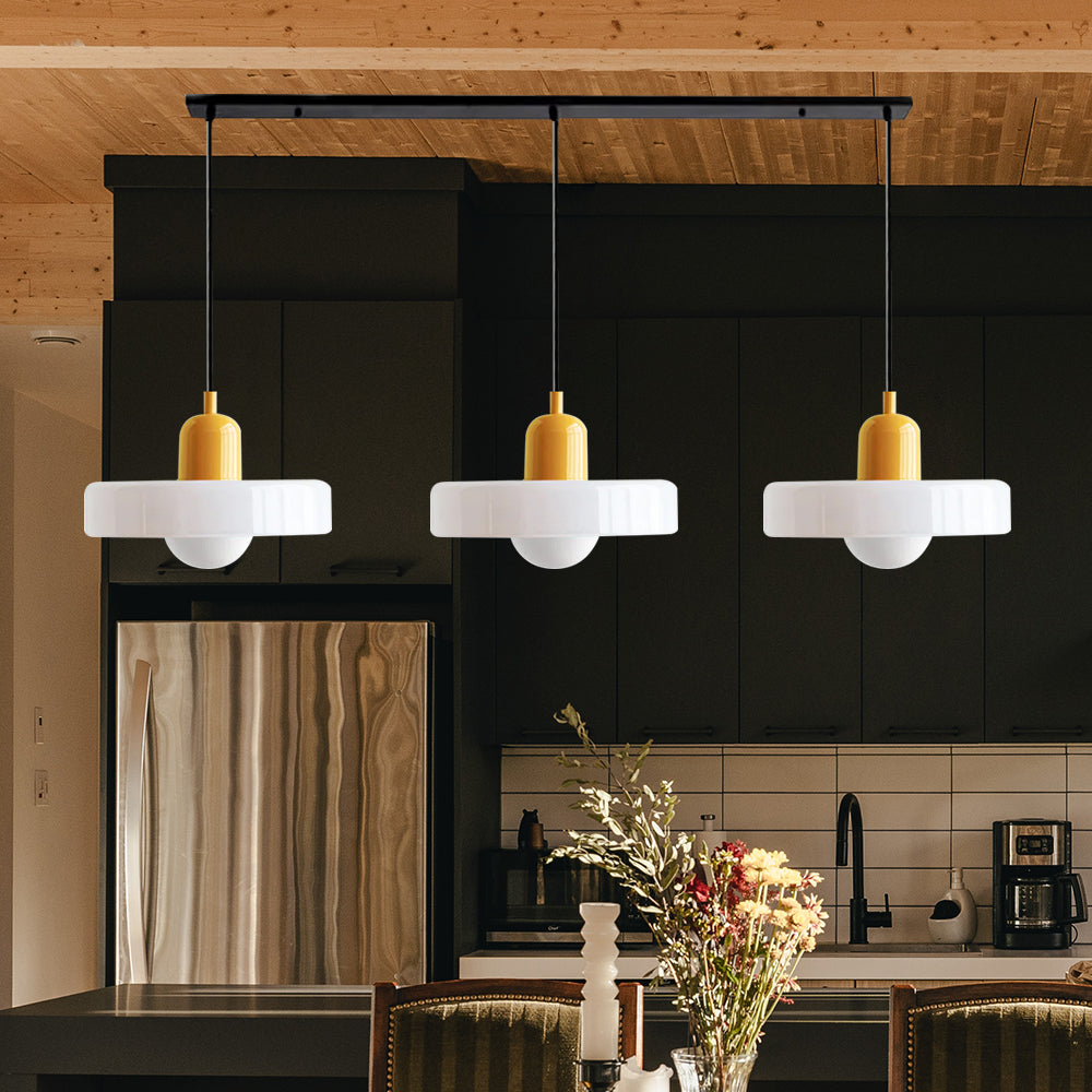Lampa wisząca nowoczesna, szklane klosze. Oświetlenie dekoracyjne.
