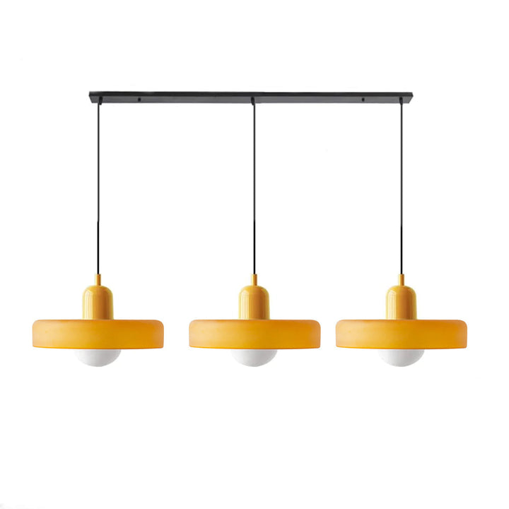 Nowoczesna lampa z 3 szklanymi kloszami. Idealna do jadalni.