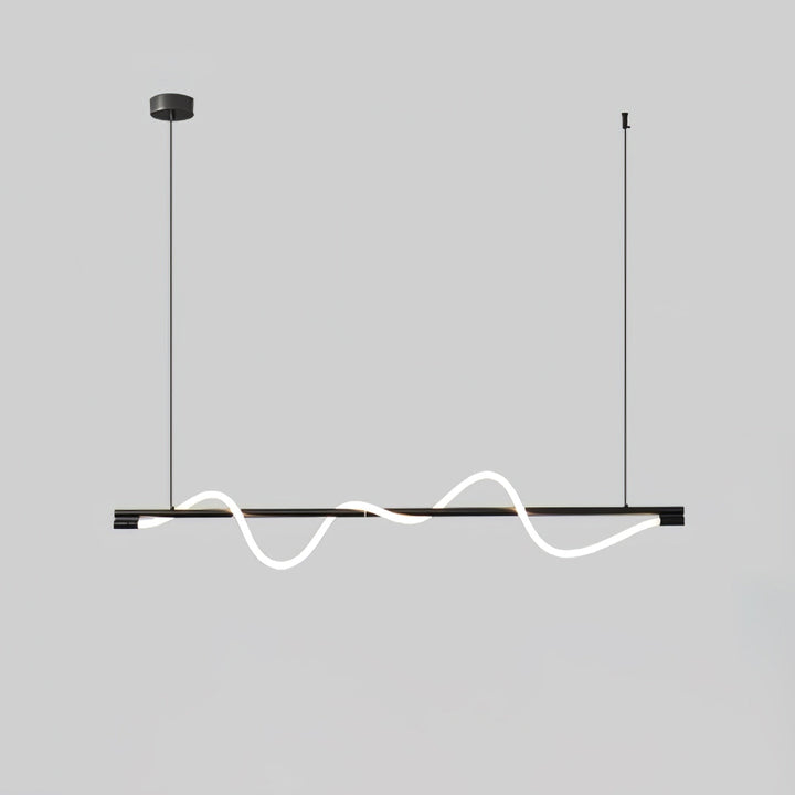 Minimalistyczna lampa wisząca LED, czarna, do małych przestrzeni.