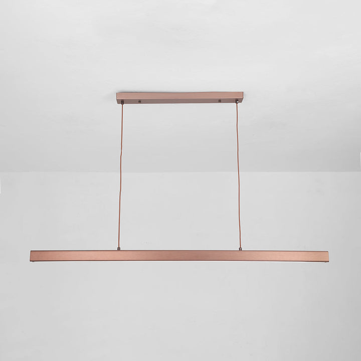 Liniowa lampa wisząca LED, smukła i elegancka. Nowoczesne oświetlenie do salonu.