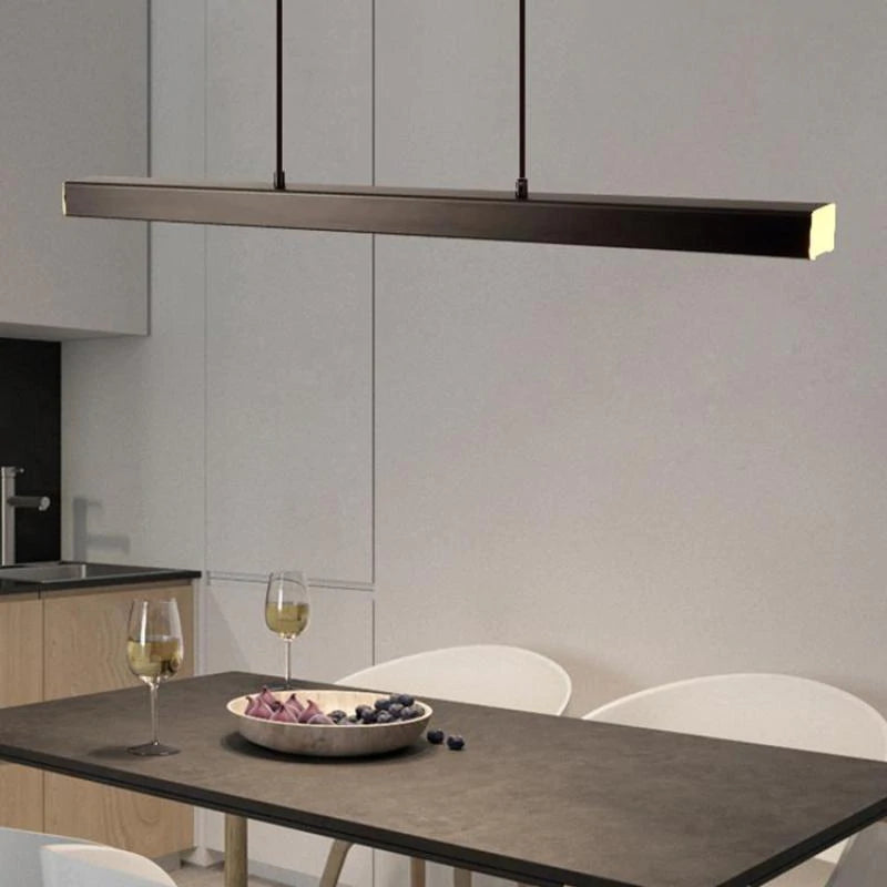 Elegancka lampa wisząca liniowa LED. Nowoczesne oświetlenie sufitowe do salonu.