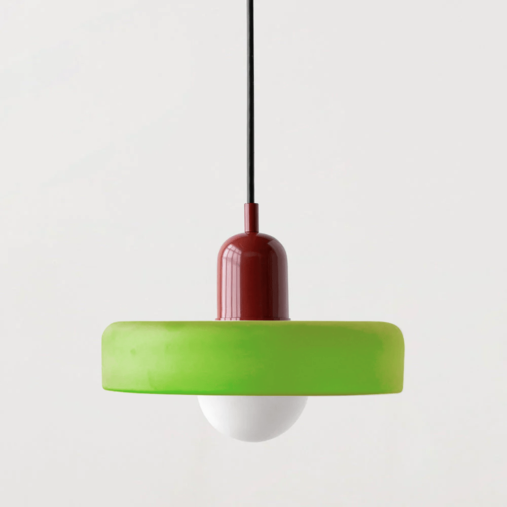 Elegancka lampa wisząca szklana kula, styl skandynawski. Oświetlenie do salonu.