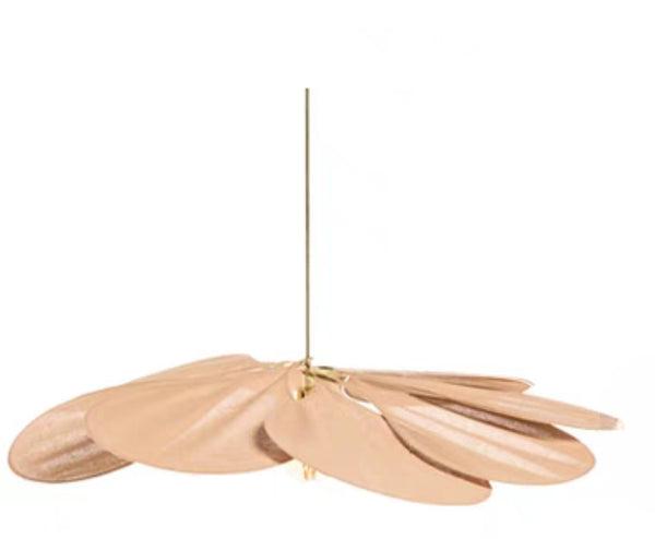 Lampa wisząca w kształcie kwiatu, nowoczesna dekoracja do sypialni. Stylowe oświetlenie wnętrza z tkaniny i metalu.