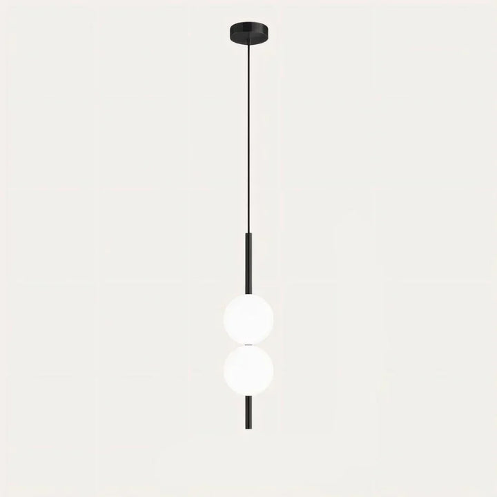 Czarna lampa wisząca LED, okrągła, w nordyckim stylu. Minimalistyczne, nowoczesne oświetlenie wnętrz.