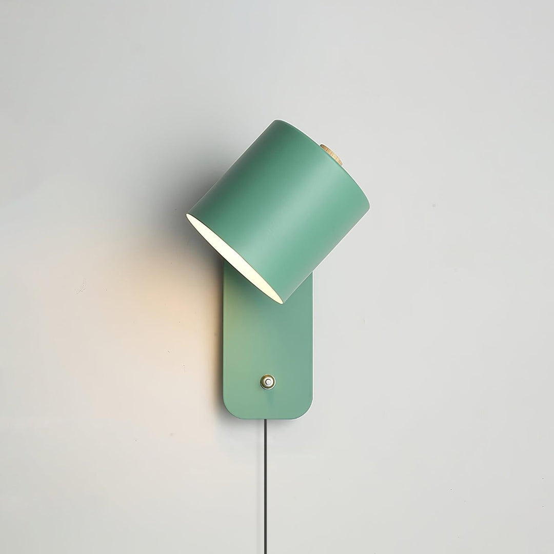 Lampa ścienna obrotowa do sypialni, regulowany kierunek światła.