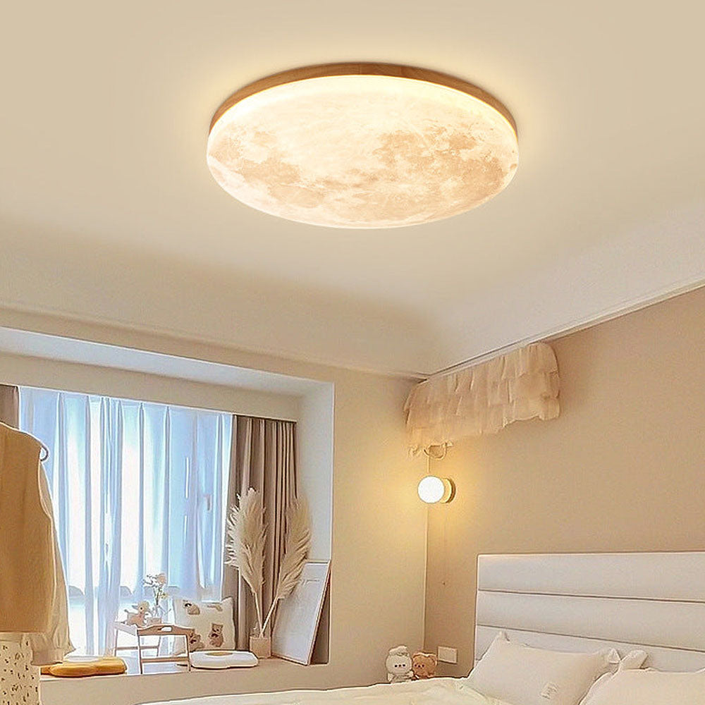 Nowoczesna okrągła lampa sufitowa LED z drewna, idealna do salonu i sypialni. Minimalistyczny design.