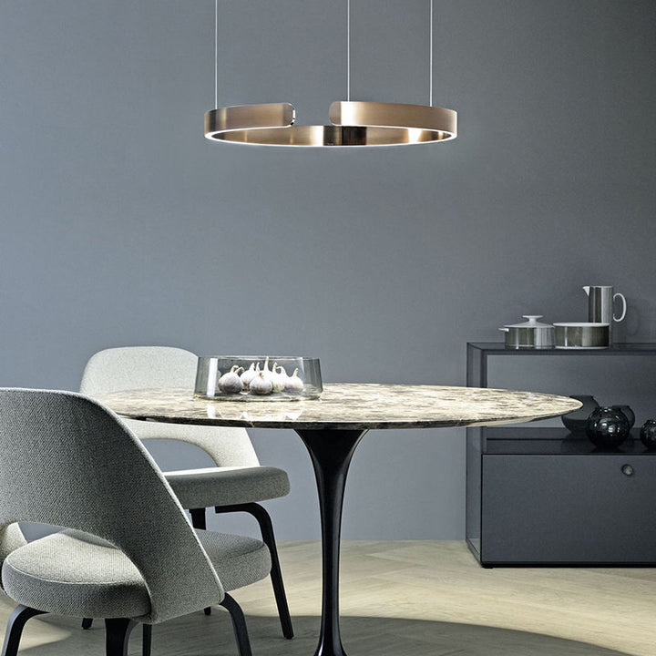Designerska lampa wisząca LED okrągła, stylowa dekoracja i światło do każdego pomieszczenia.