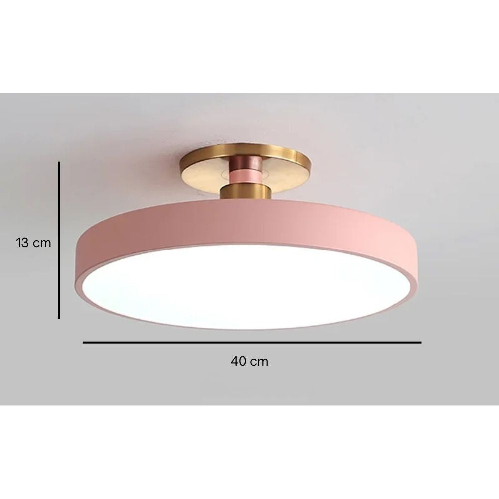 Nowoczesna oprawa sufitowa LED. Minimalistyczna lampa z nastrojowym światłem, idealna do salonu.