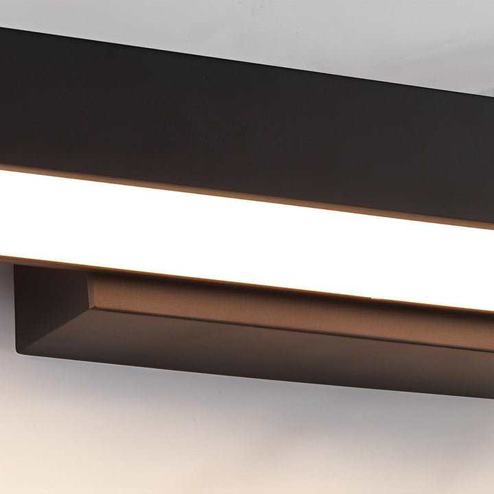 Elegancka lampa ścienna LED zewnętrzna ze stali nierdzewnej. Idealna do nowoczesnych przestrzeni.
