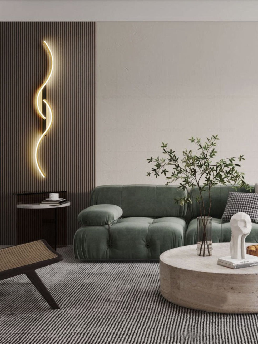 Elegancki kinkiet LED. Lampa ścienna, designerskie oświetlenie do domu. Nowoczesna dekoracja wnętrz salonu.