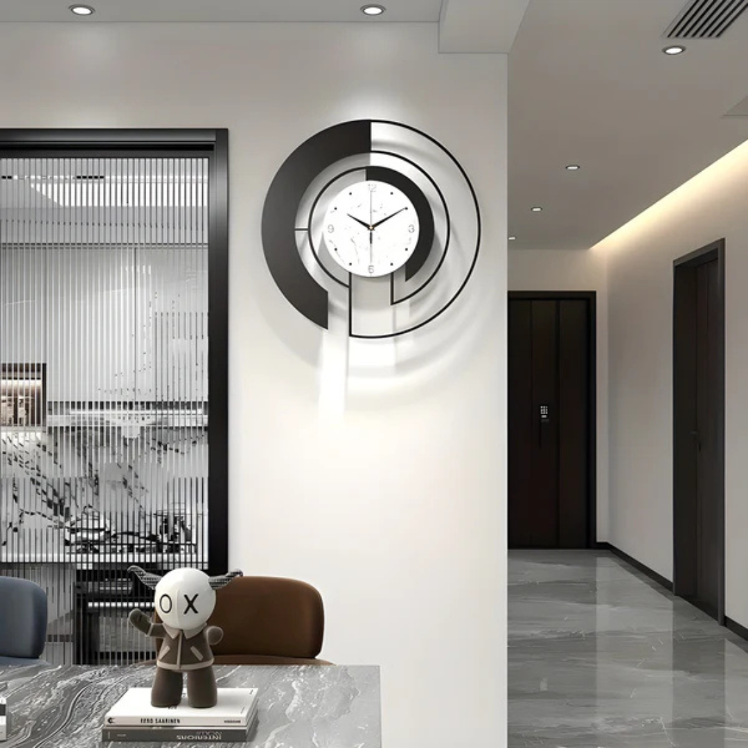 Elegancki metalowy zegar ścienny. Minimalistyczny design, nowoczesny styl. Idealny do współczesnego domu.
