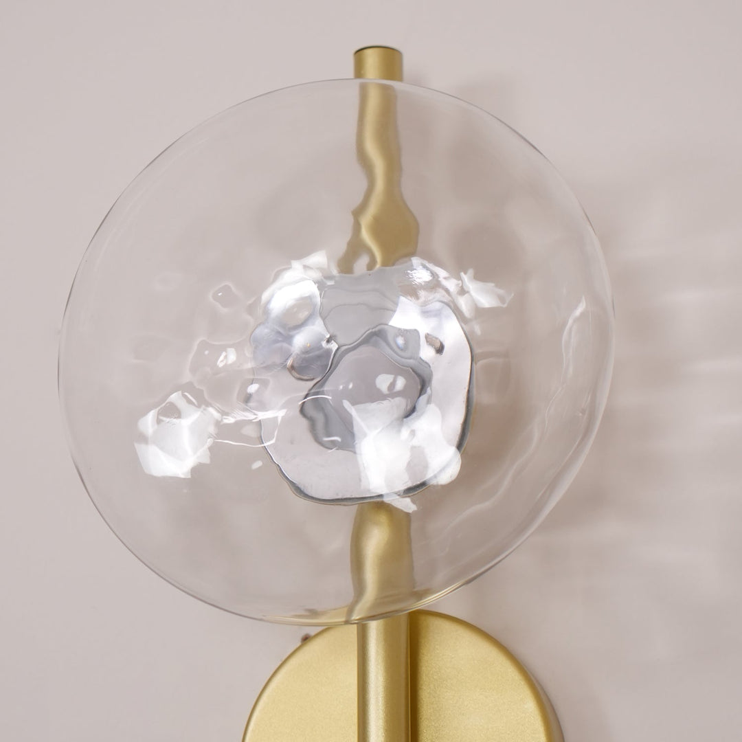Lampa ścienna LED okrągła, nowoczesna, z teksturowaną powierzchnią, światło ambientowe.