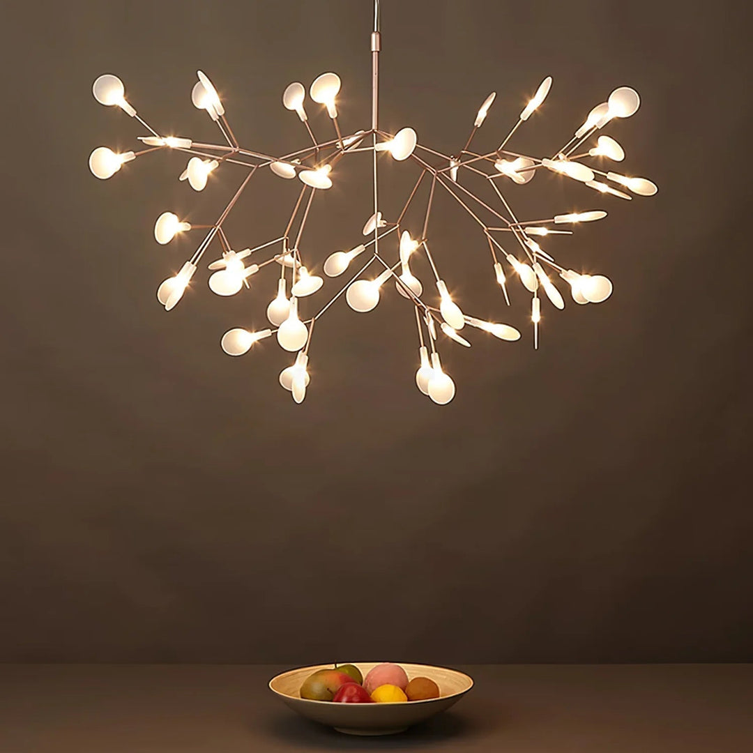 Żyrandol LED Firefly Sputnik. Designerskie, eleganckie oświetlenie sufitowe do jadalni, złote.
