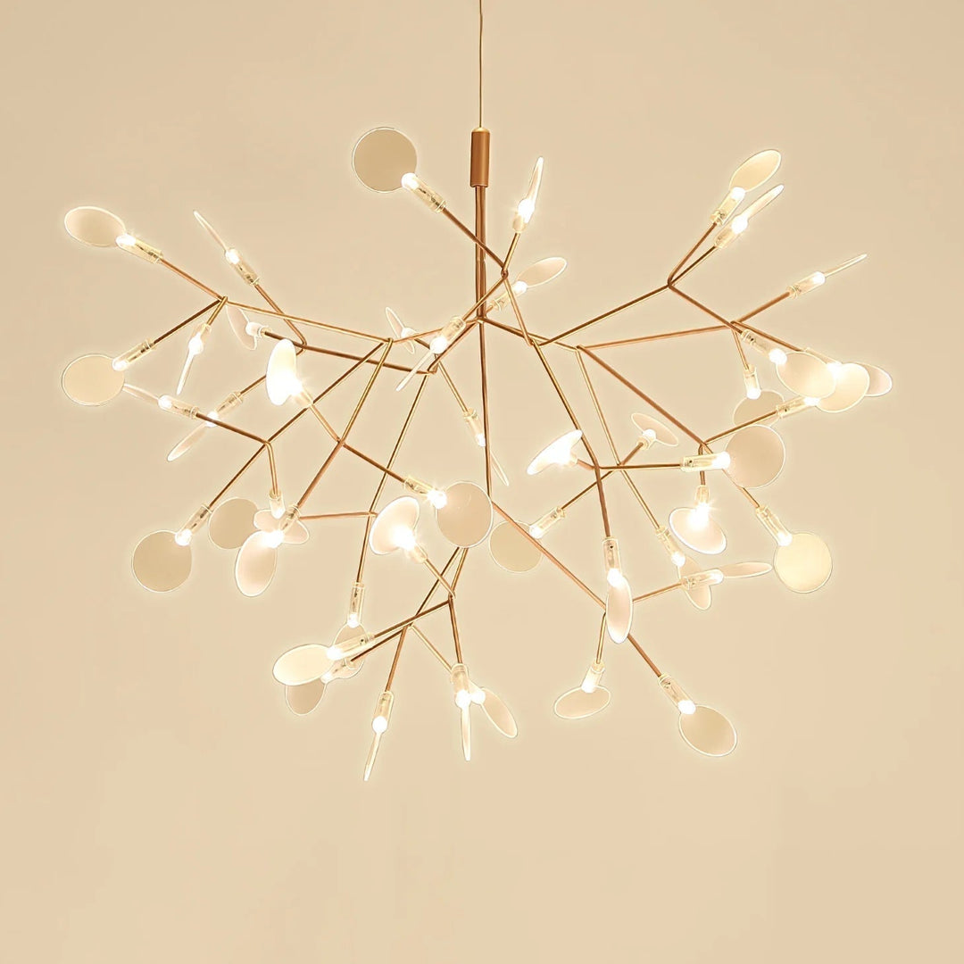 Designerska lampa Firefly Sputnik. Złoty żyrandol LED, ściemnialna do salonu.