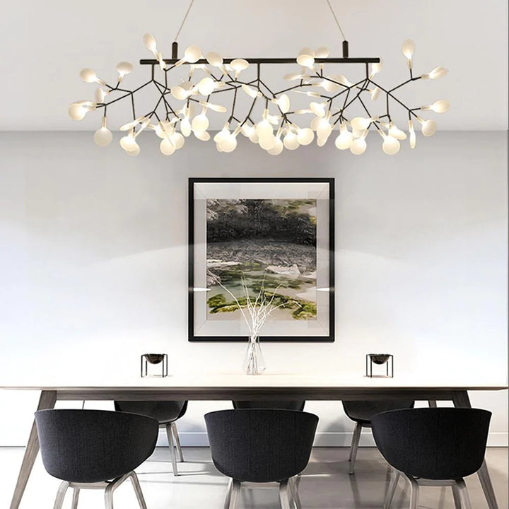 Złoty żyrandol Firefly Sputnik. Designerska lampa sufitowa LED. Nowoczesne oświetlenie premium.