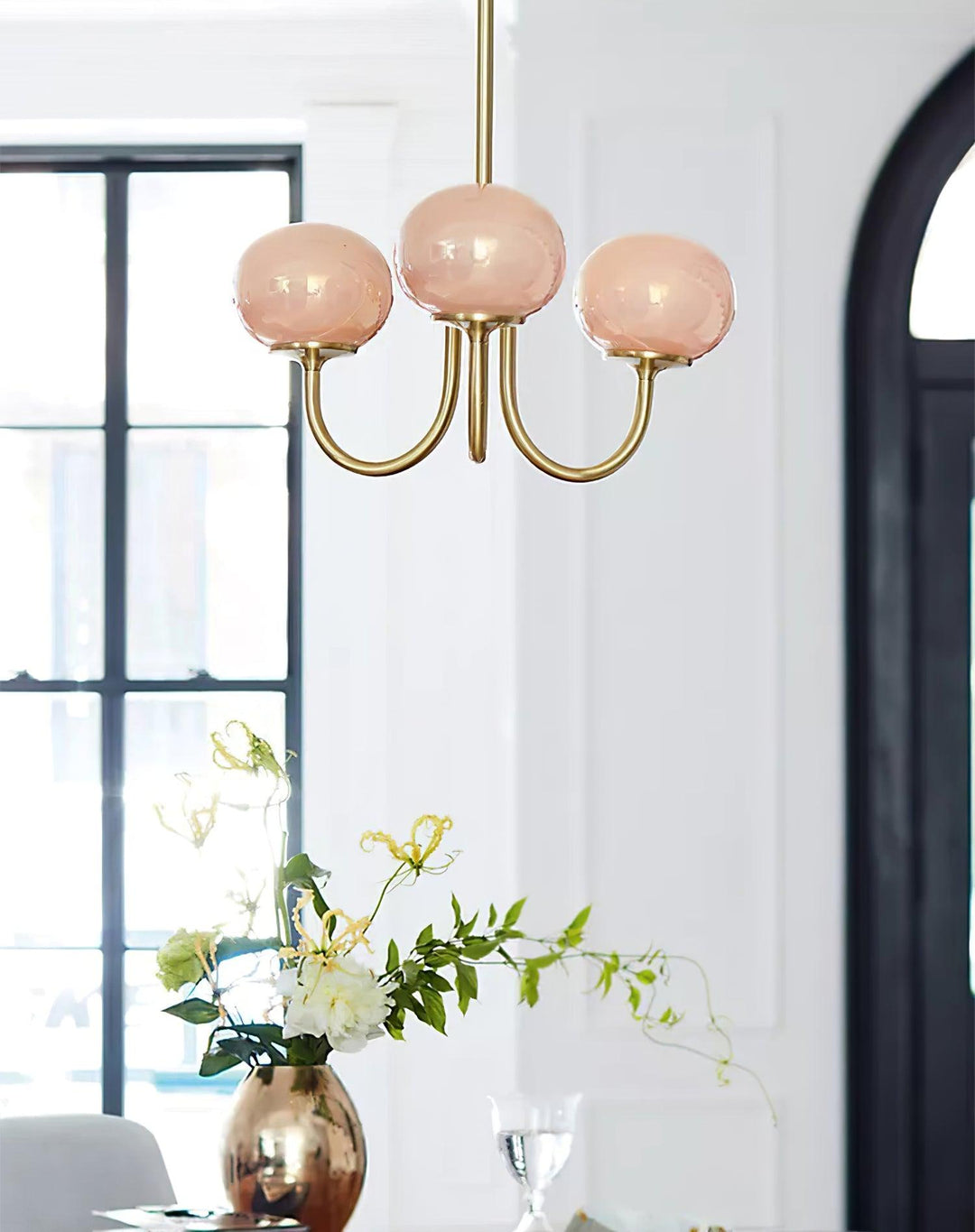 Lampa miedziana, regulacja wysokości, nowoczesna, do salonu.