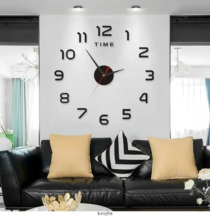 Srebrny lustrzany zegar ścienny 40 cm, kwarcowy, akrylowy. Minimalistyczna dekoracja.