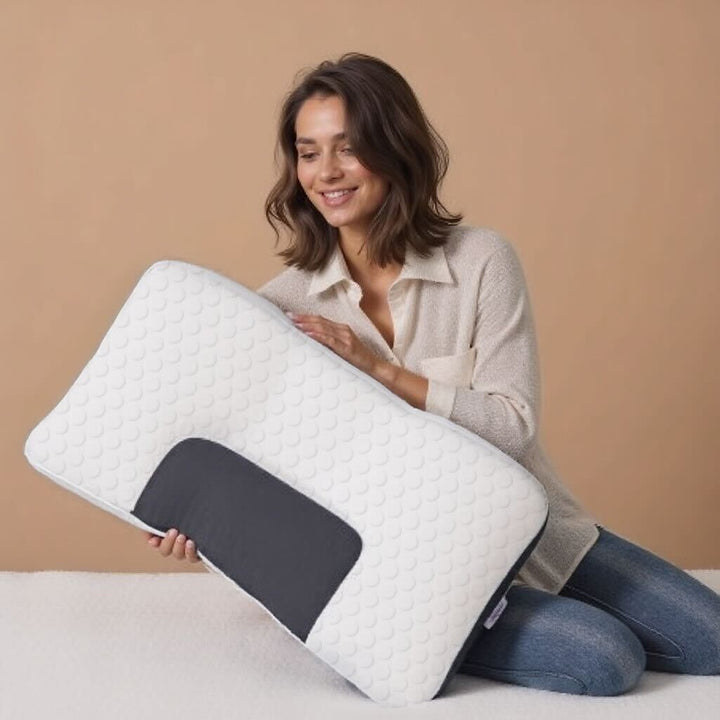 Komfortowa, profilowana poduszka ortopedyczna do spania. Idealna dla wsparcia szyi i relaksującego snu.