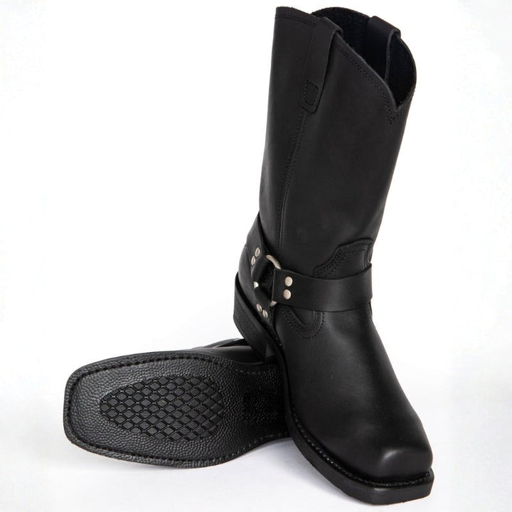 Buty westernowe męskie z charakterystycznymi wycięciami ułatwiającymi wsuwanie