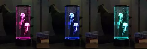 Prezentacja lampy LED z meduzami w różnych wariantach kolorystycznych oświetlenia