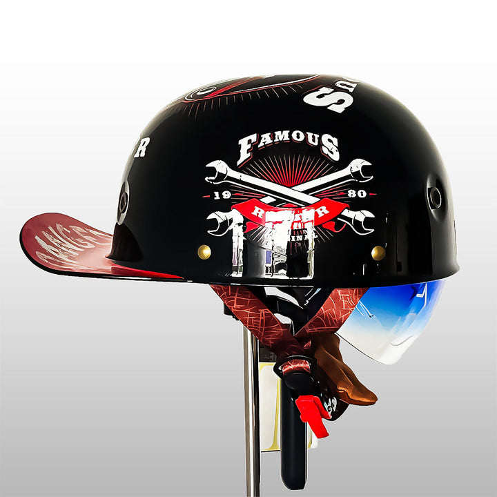 Półkask motocyklowy, lekka ochrona głowy, certyfikowany kask do jazdy miejskiej.