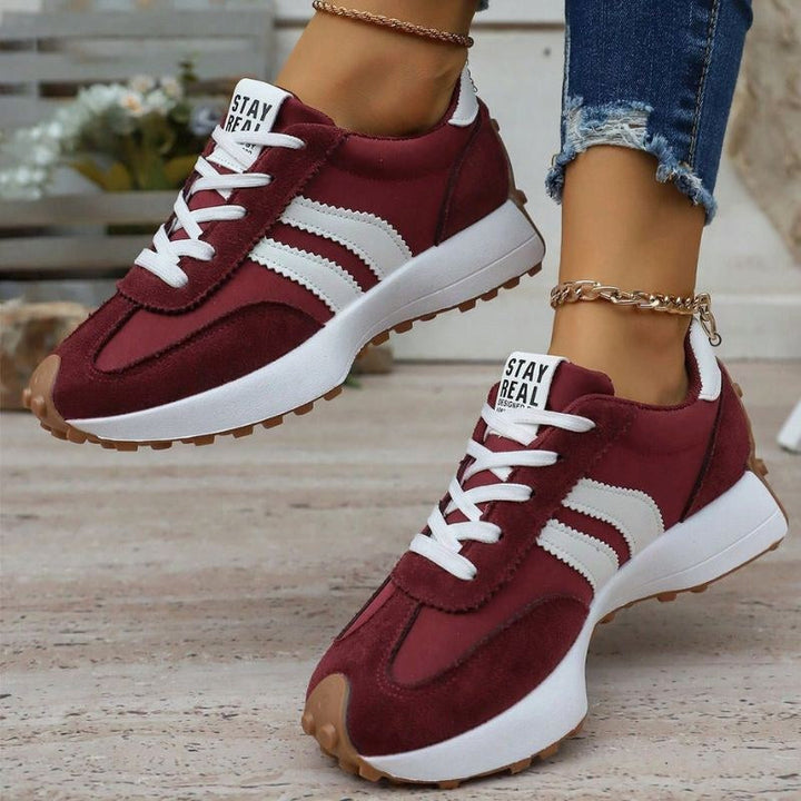 Stylowe sneakersy z amortyzacją damskie Petra, widok z góry na wkładkę