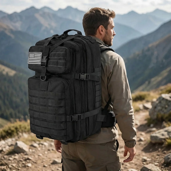 Plecak taktyczny wodoodporny unisex, na survival i trekking. Z systemem MOLLE do rozbudowy wyposażenia.